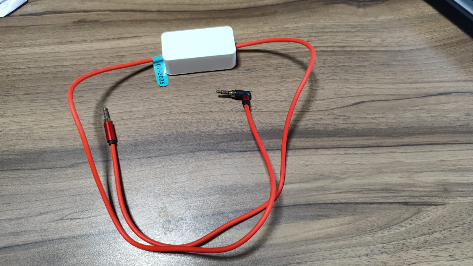 Bonrix AUX Cable - View 1
